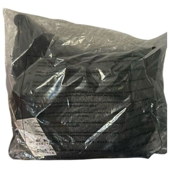 Kuromi Plush Makeup Bag Forever 21 NWT - Picture 4 of 7